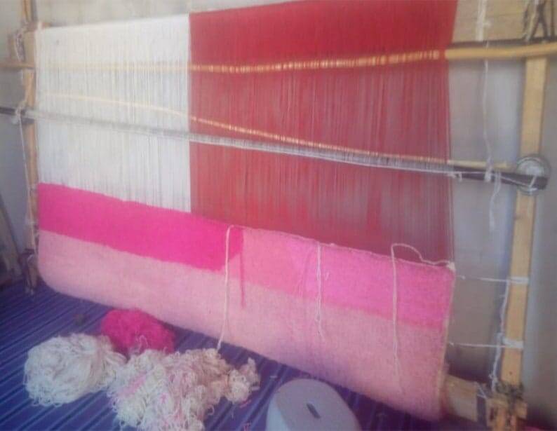 Large hand-woven Berber rug, size 200 x 300 cm