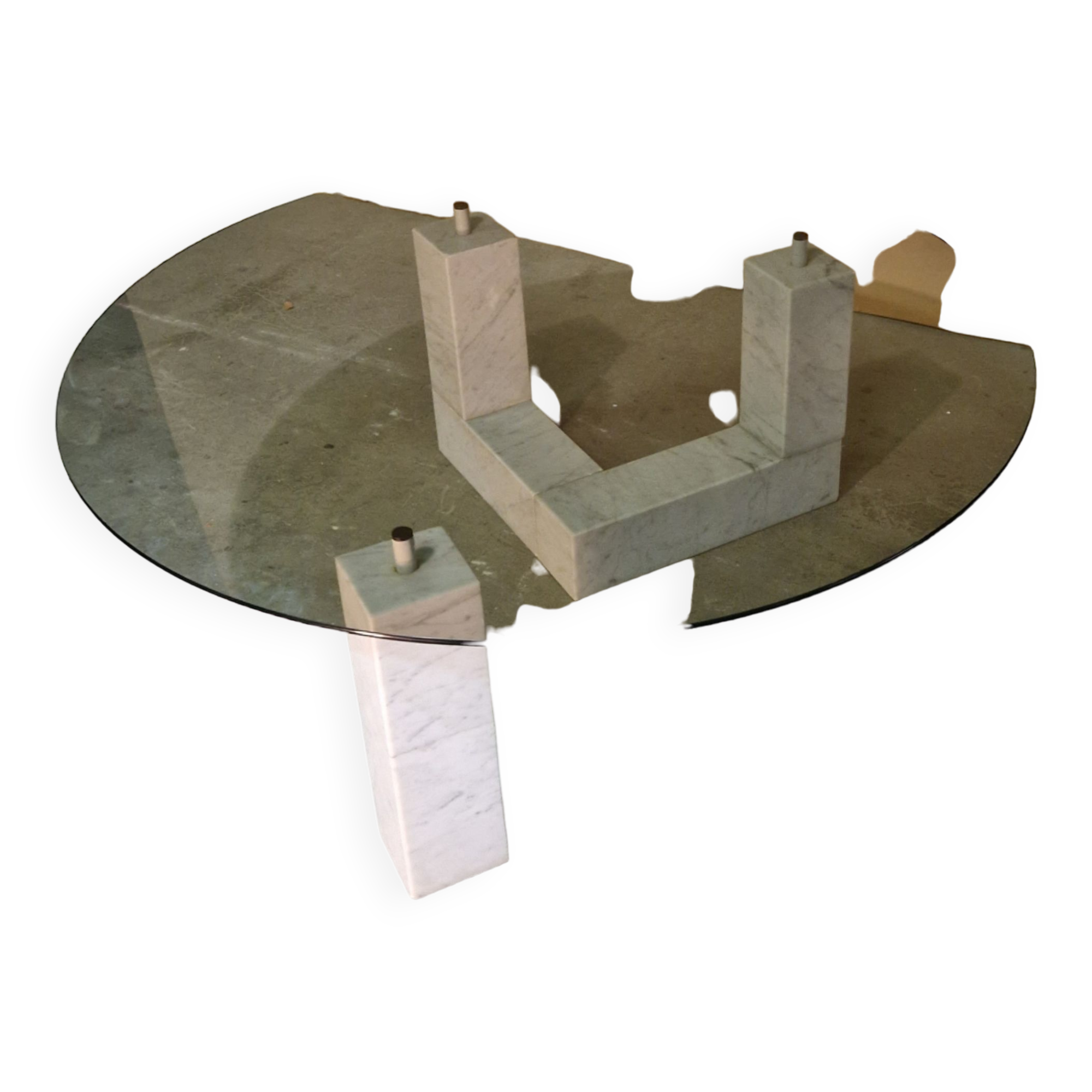 Post modern Carrara marble coffee table with glass top, Italy 1980s