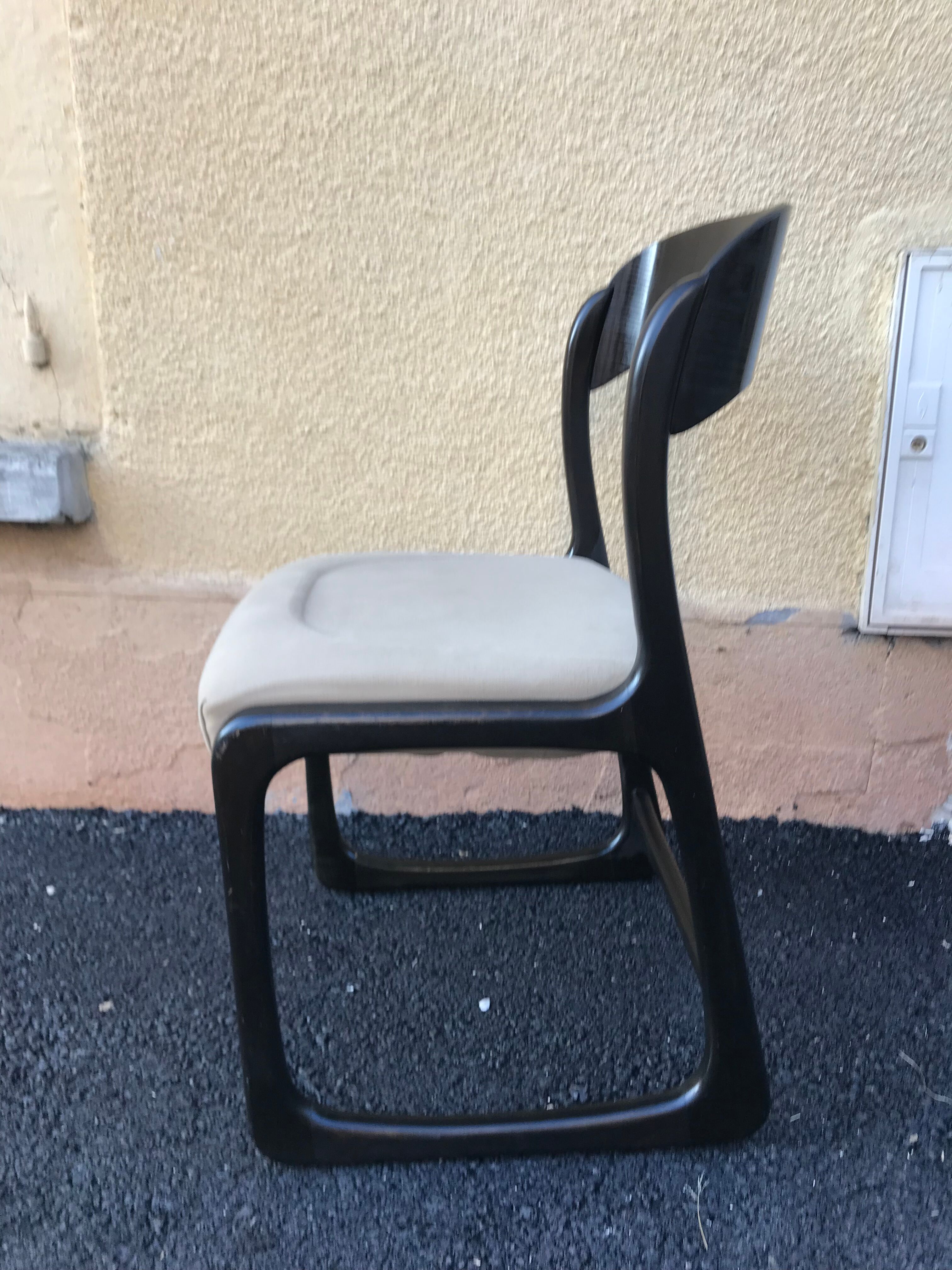 Baumann sleigh chair