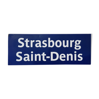 Former plaque of the Paris metro at Strasbourg Saint Denis station