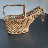 Door wicker bottles