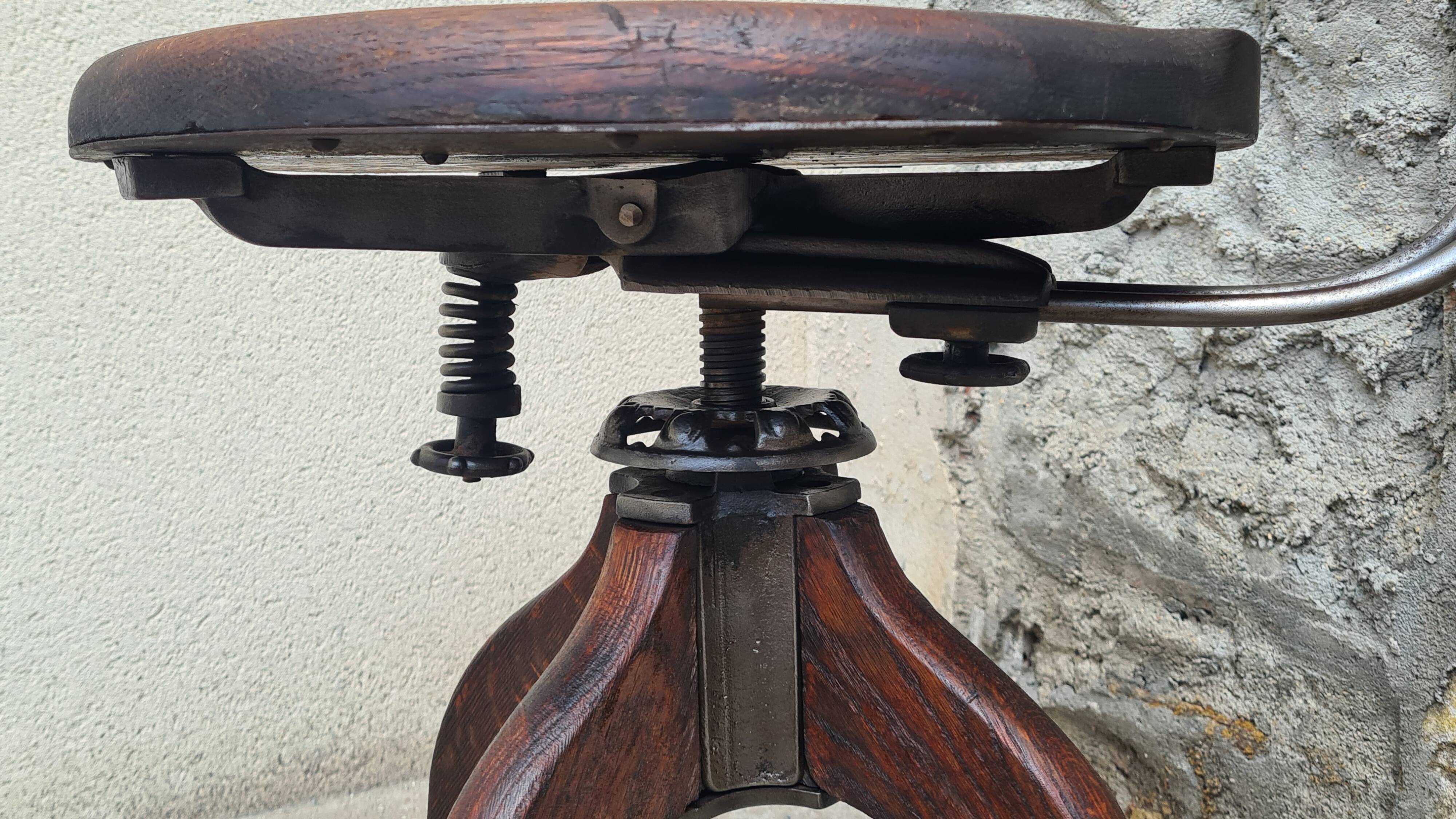 Workshop chair