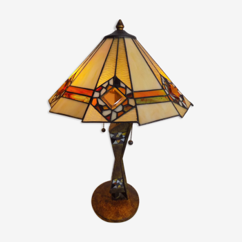 Lampe type Tiffany art déco bronze et vitrail