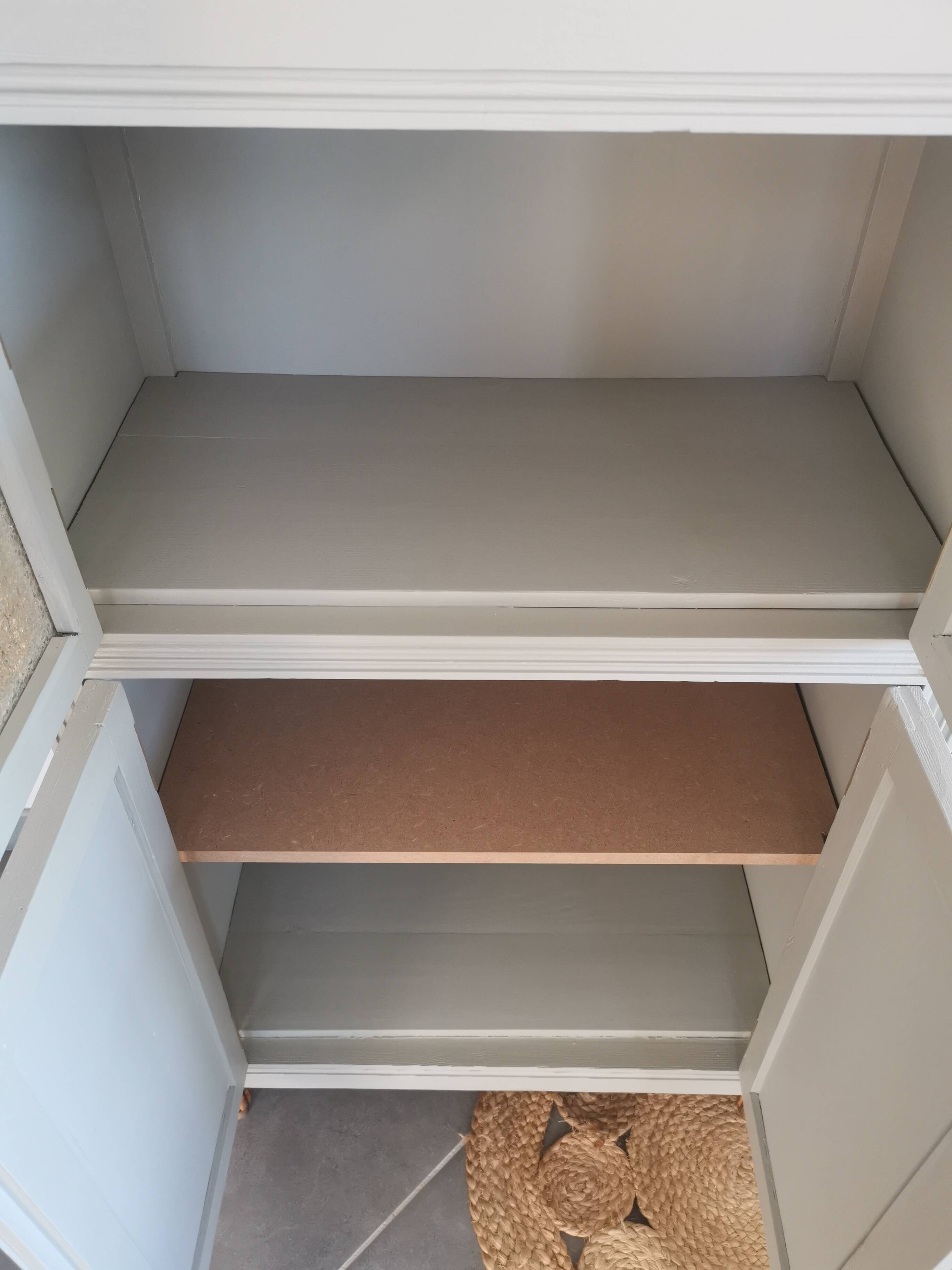 Entrance storage unit