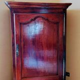 Solid wood bonnet maker