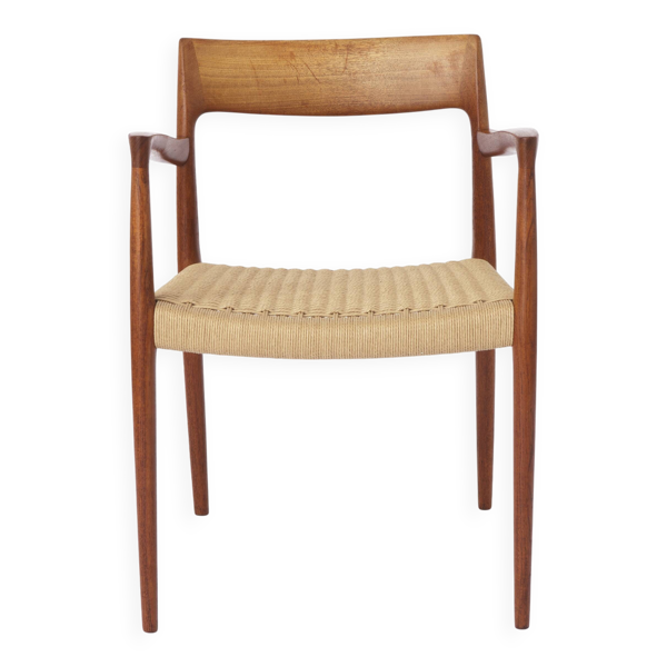 1 des 2 fauteuils Niels Moller, modèle 57, années 1950 Vintage, assise en corde de papier,