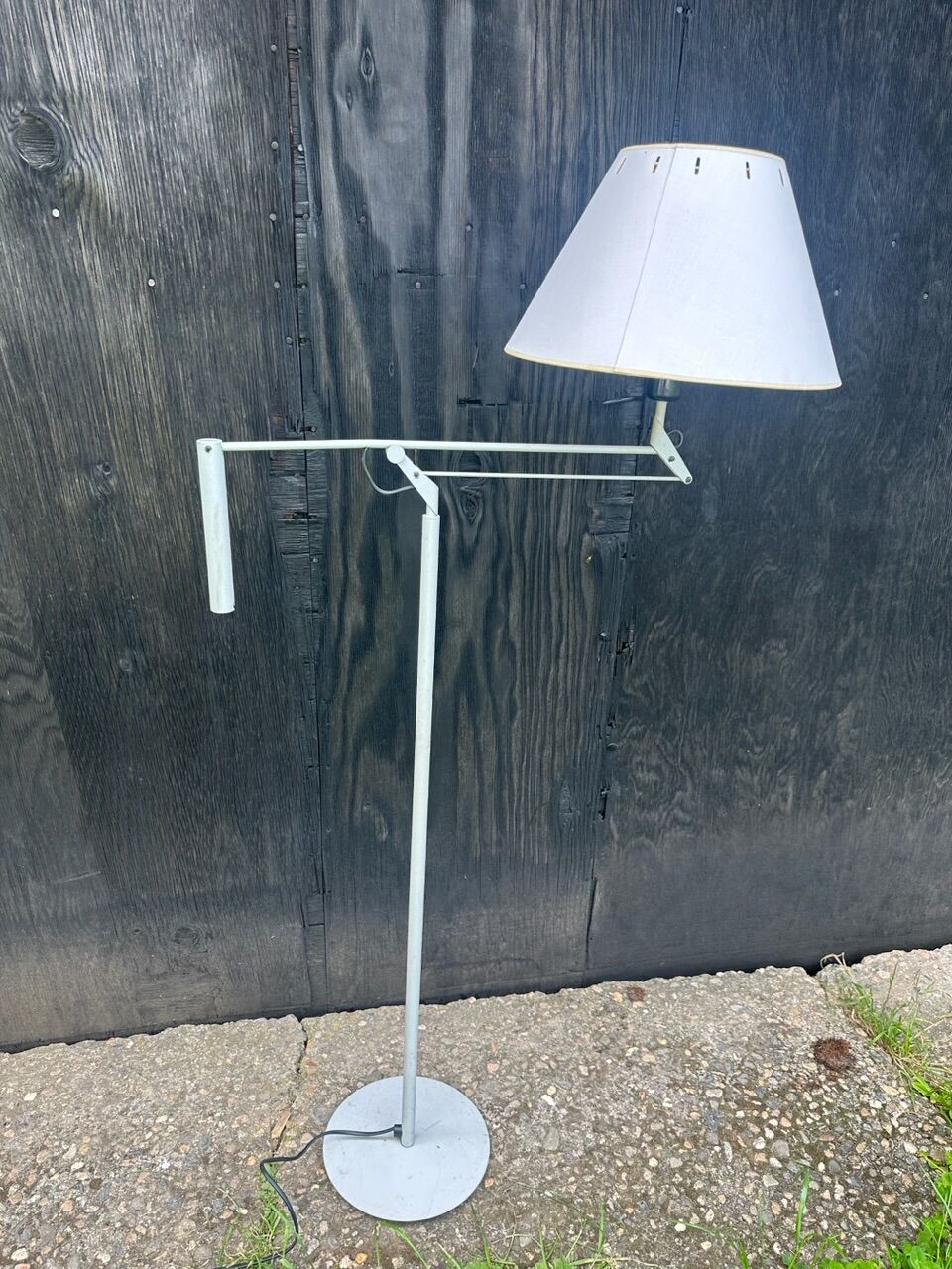 Galilea Pascual Salvador floor lamp for Carpyen