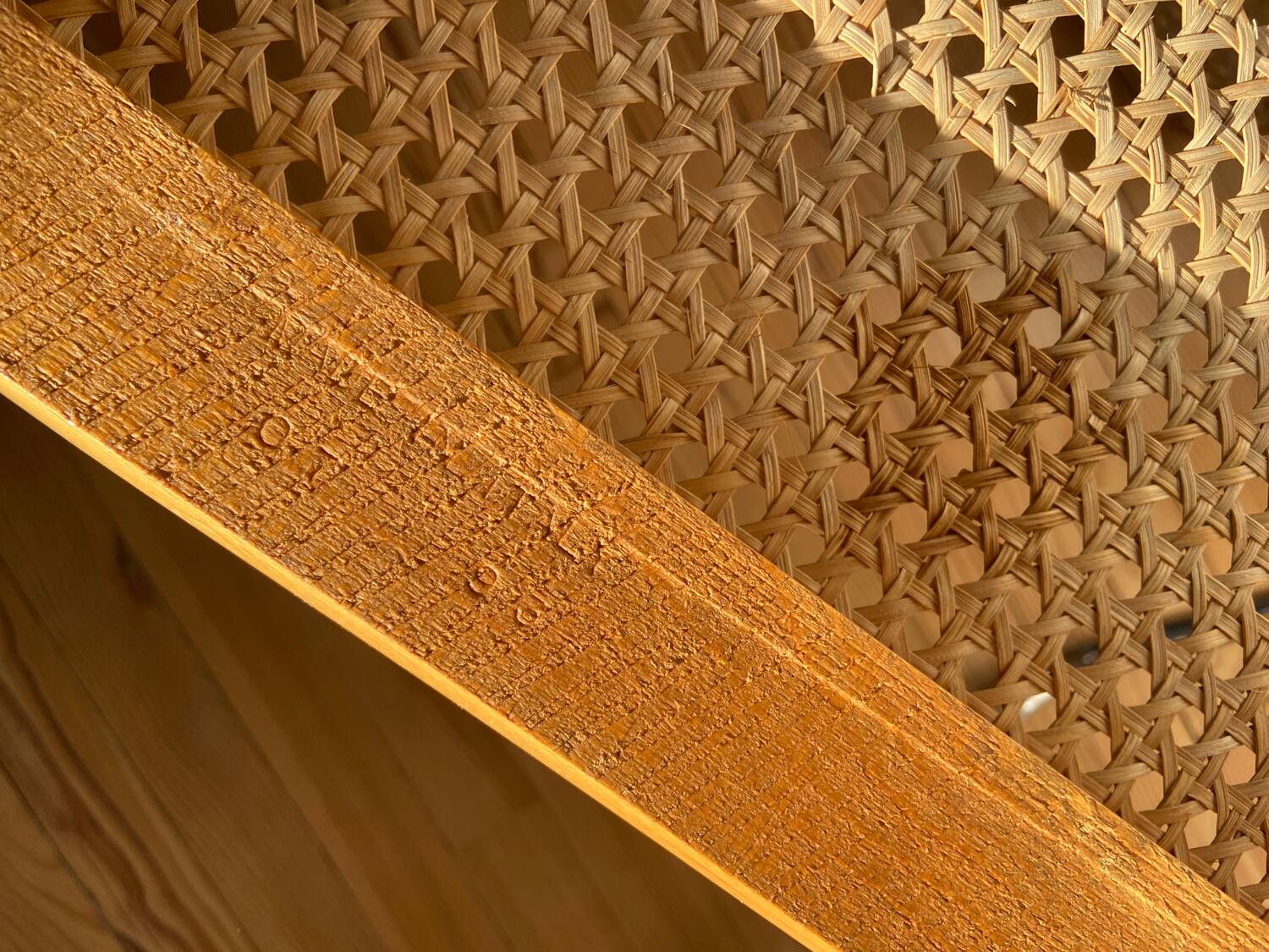 Paire de chaises cannées italiennes design Breuer