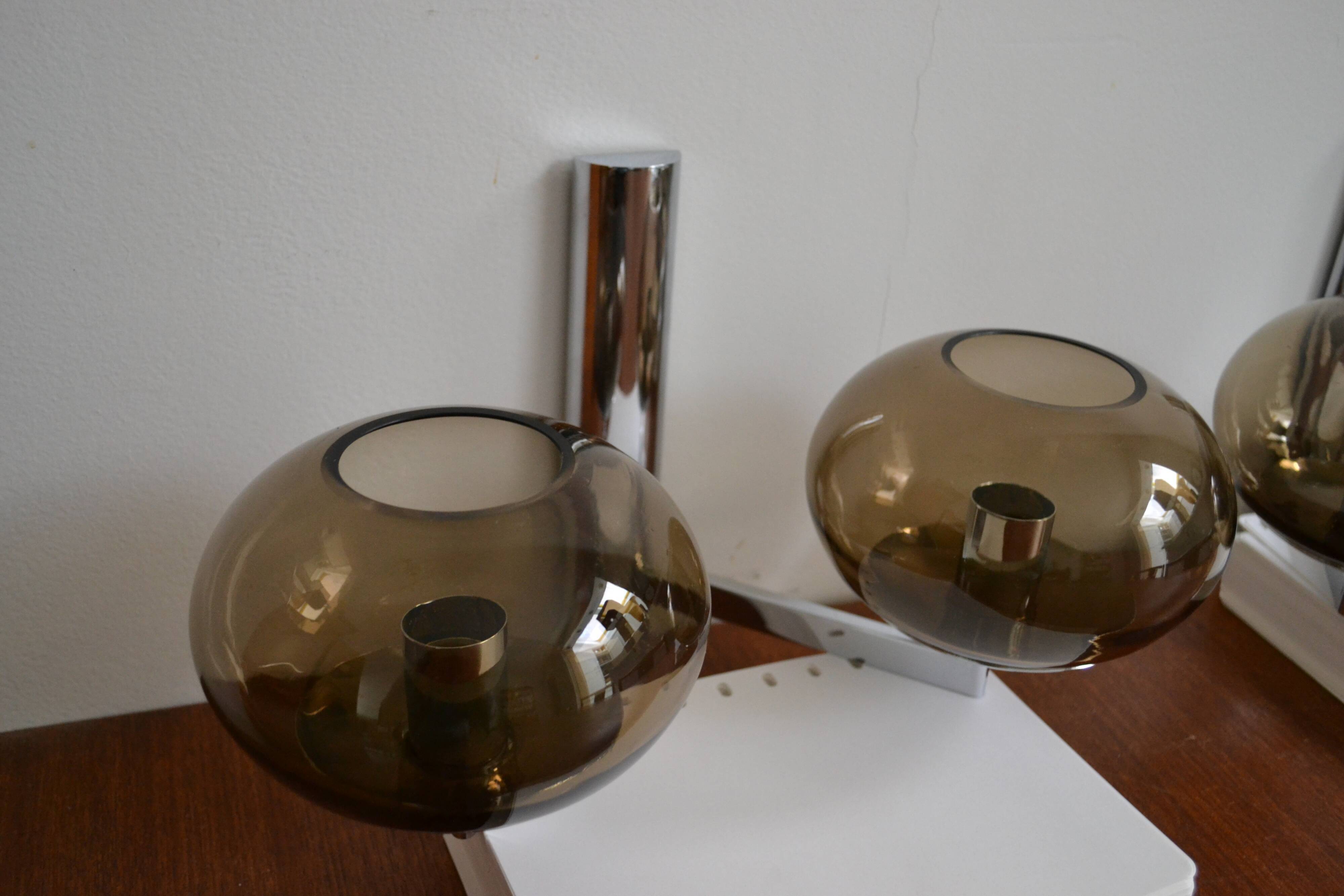 Paires d'appliques Sciolari double verre fumé chrome 70s