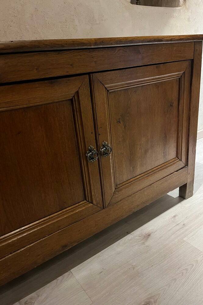 Buffet made of solid oak from the 1930s/40s.