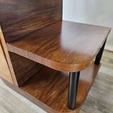 Pair of Art Decò bedside tables in walnut and thuja