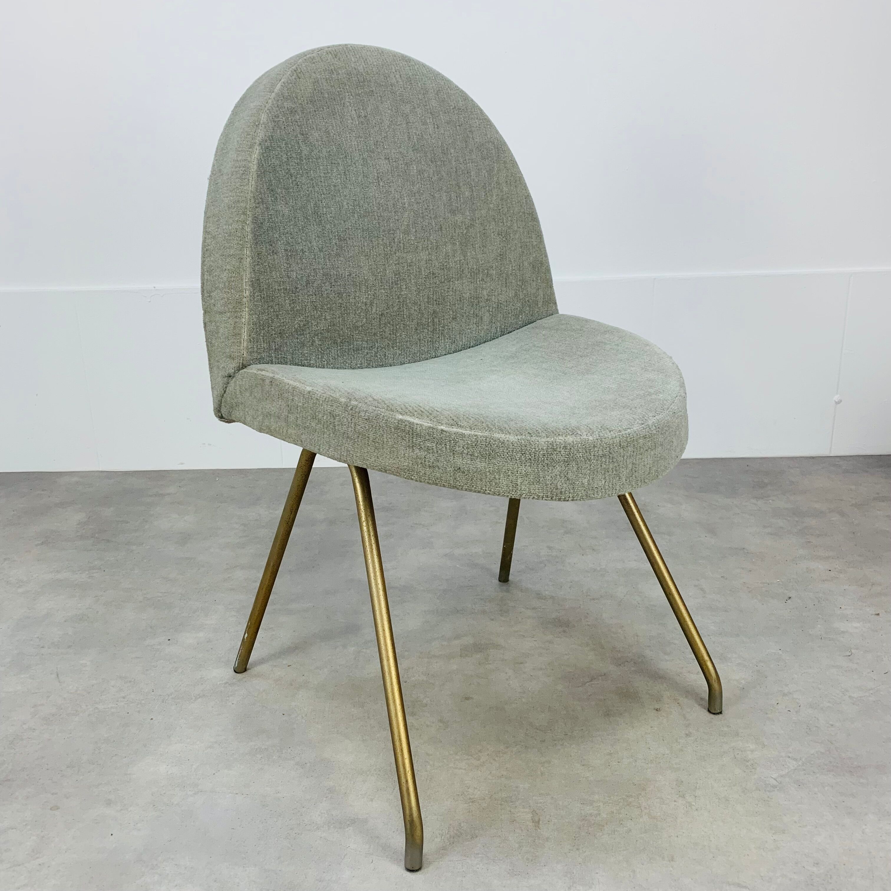 Chair 771 by Joseph André Motte called "tongue" for Steiner