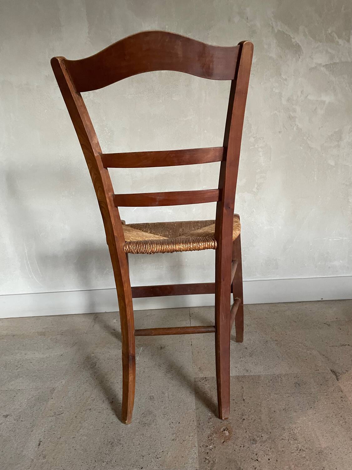 Old mulched chair in light wood