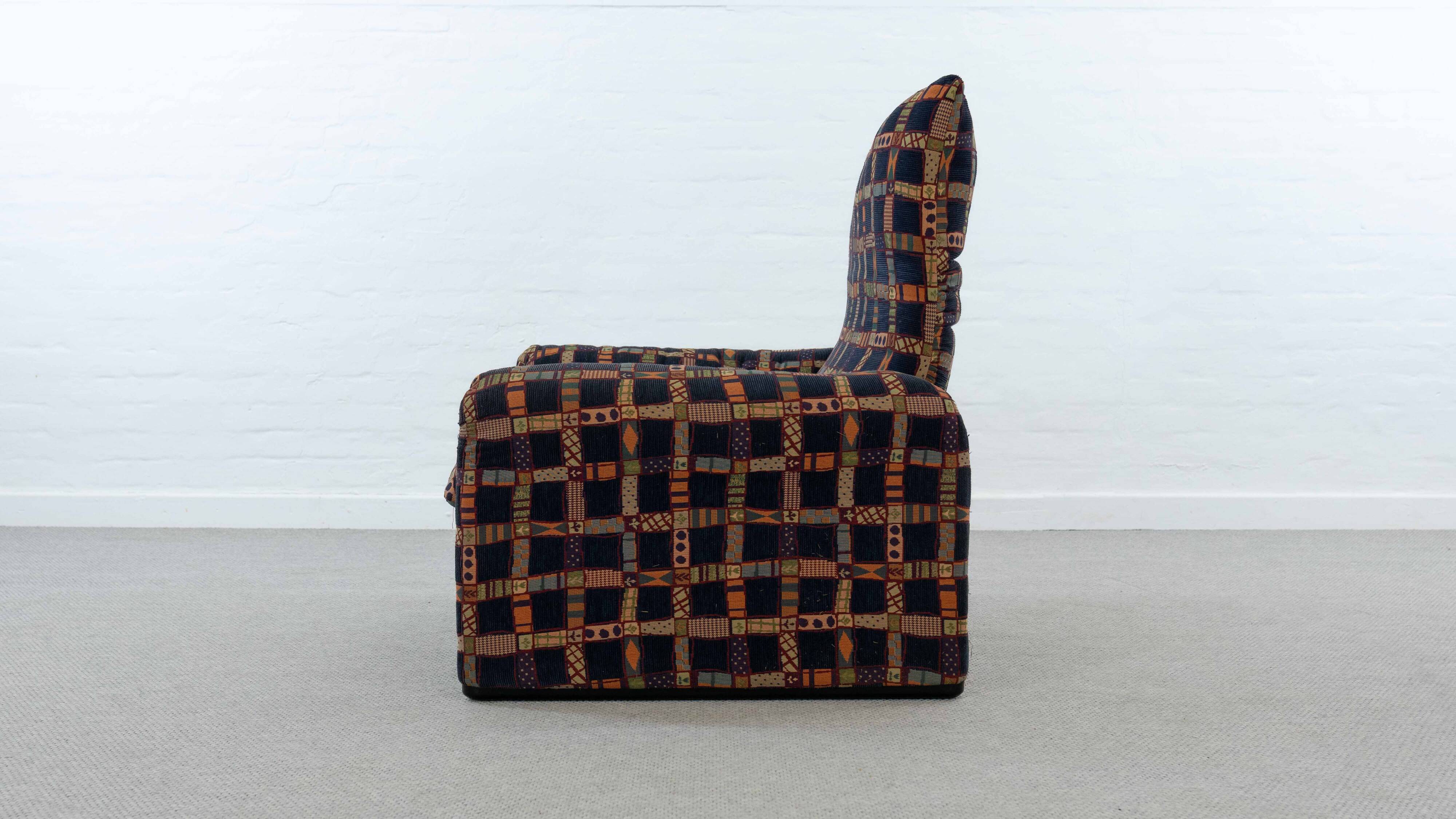 Maralunga armchair by Vico Magistretti for Cassina