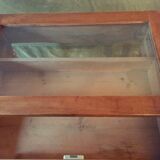 Business showcase table