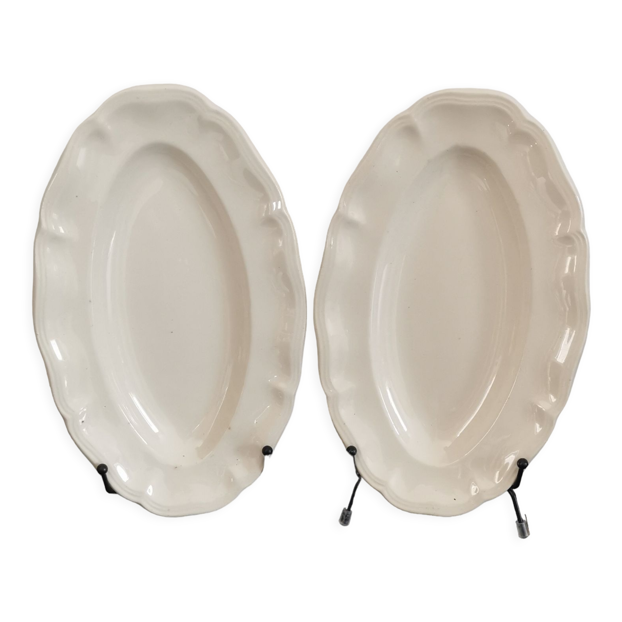 2 oval raviers Sarreguemines solid ivory color