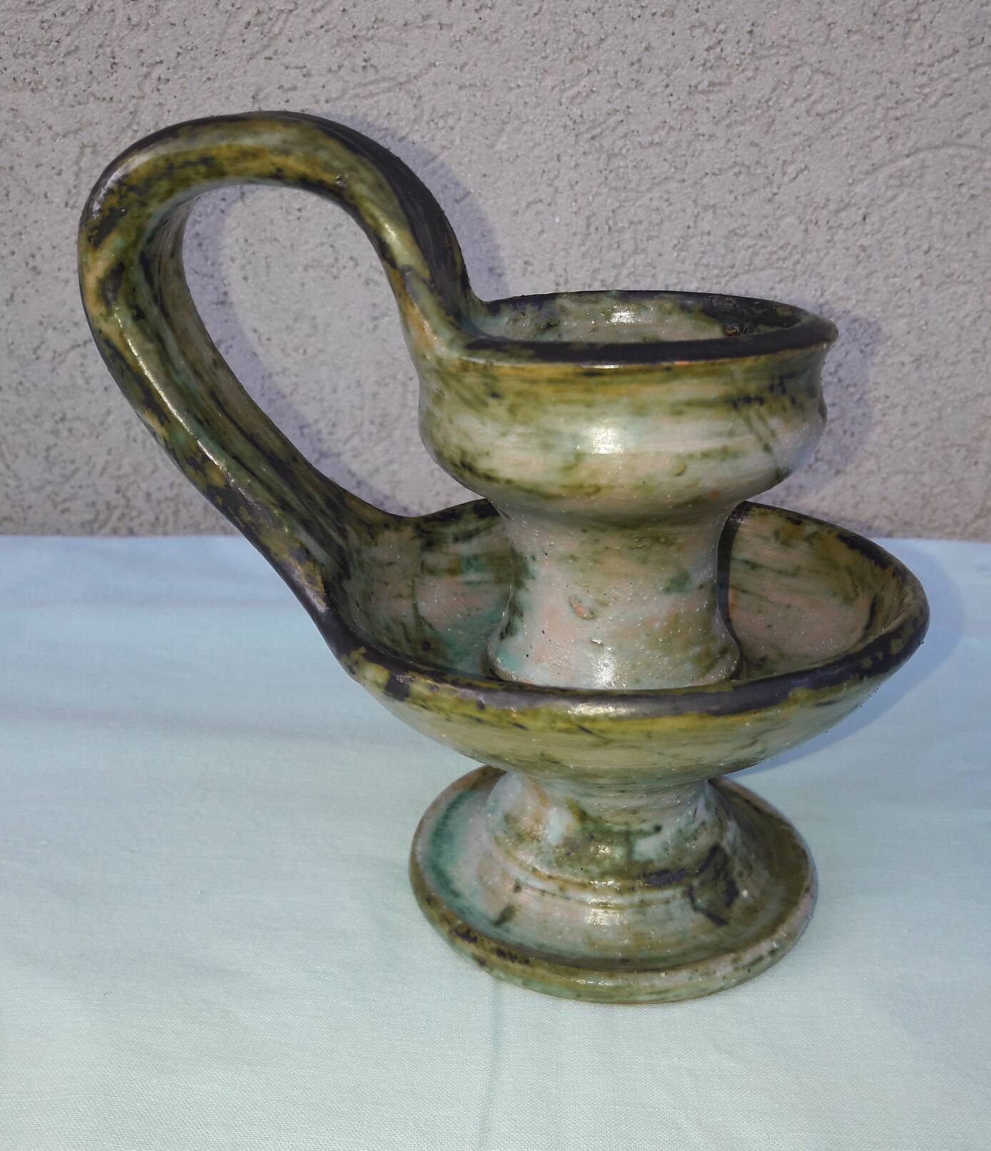 Ceramic candle holder