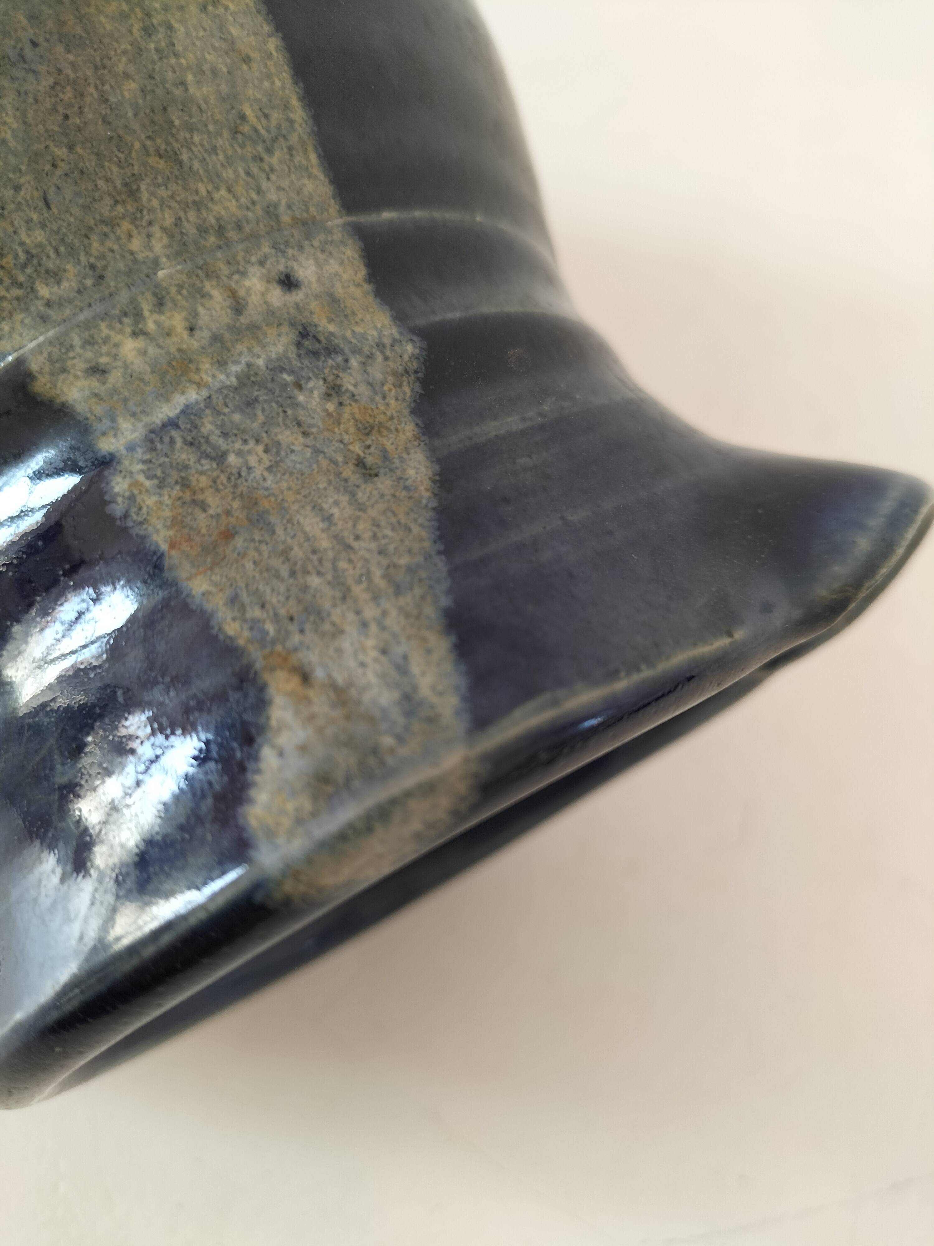 Stoneware pitcher Saint-Père, deep blue nuanced glaze