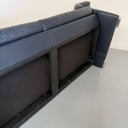 3-seater navy blue leather sofa, design by De Sede DS10, vintage 90s.
