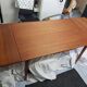 Table  scandinave en teck massif 1960 avec 2 rallonges coulissantes