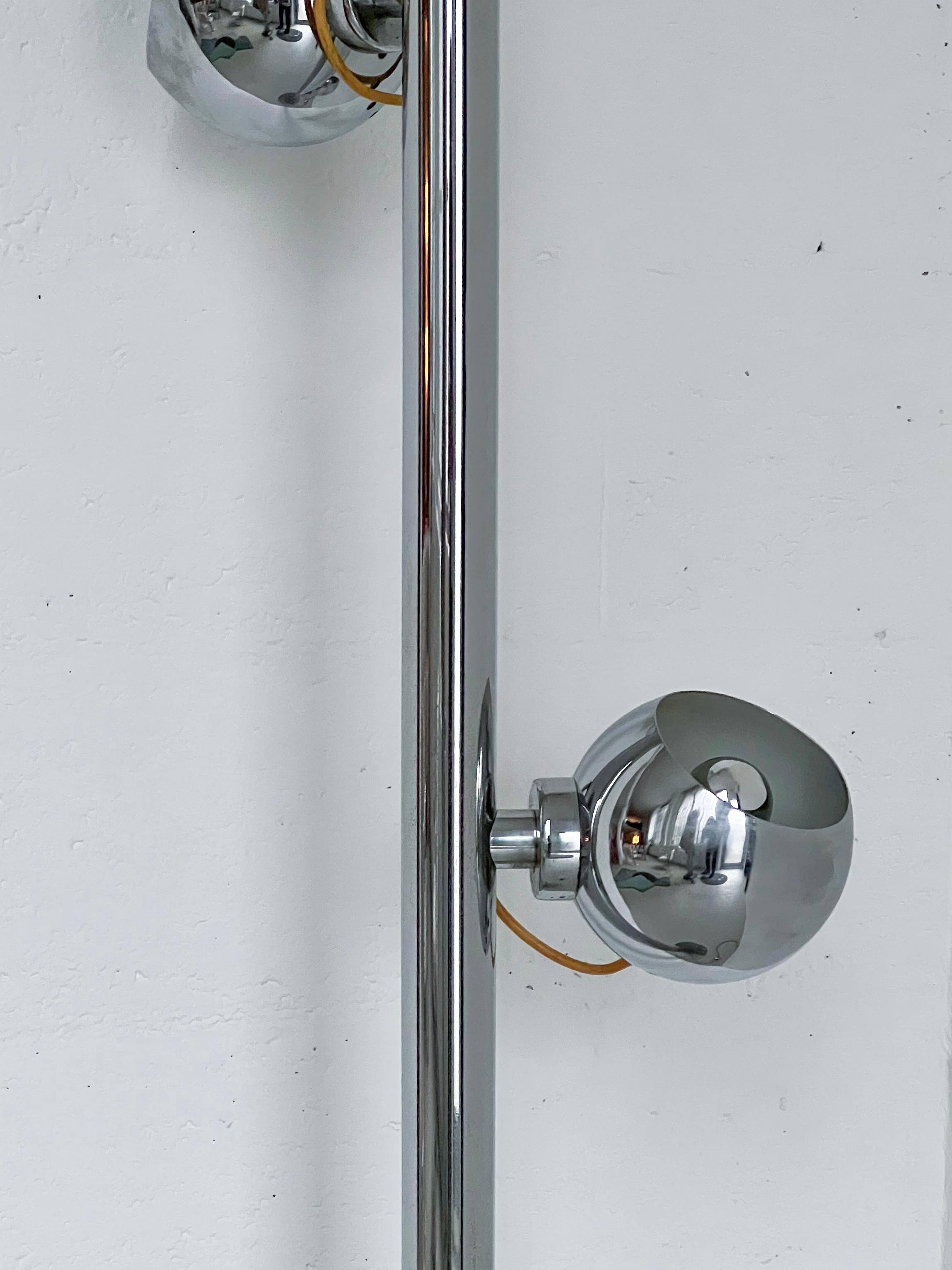 Vintage Goffredo Reggiani floor lamp in chromed metal, Italian Space Age, 1960s