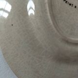 Pair of Gien dishes model Barbizon, hand-painted floral decoration, 1930s-40s.