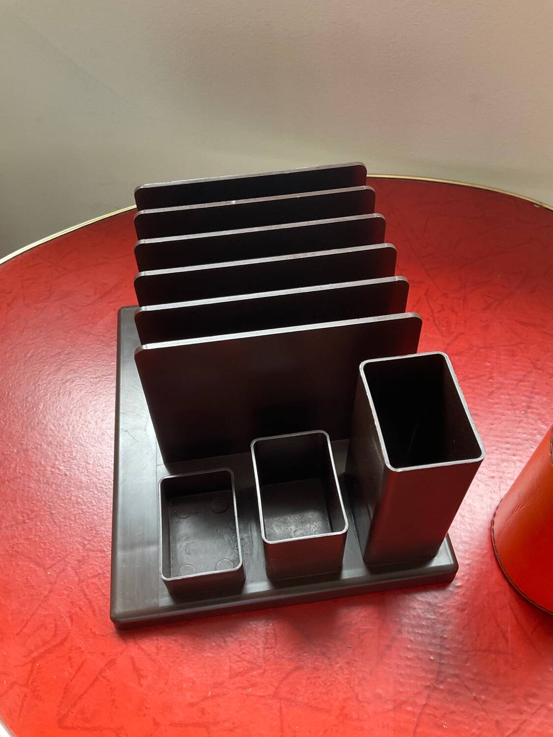 Vintage letter rack and pencil pot from the 70s