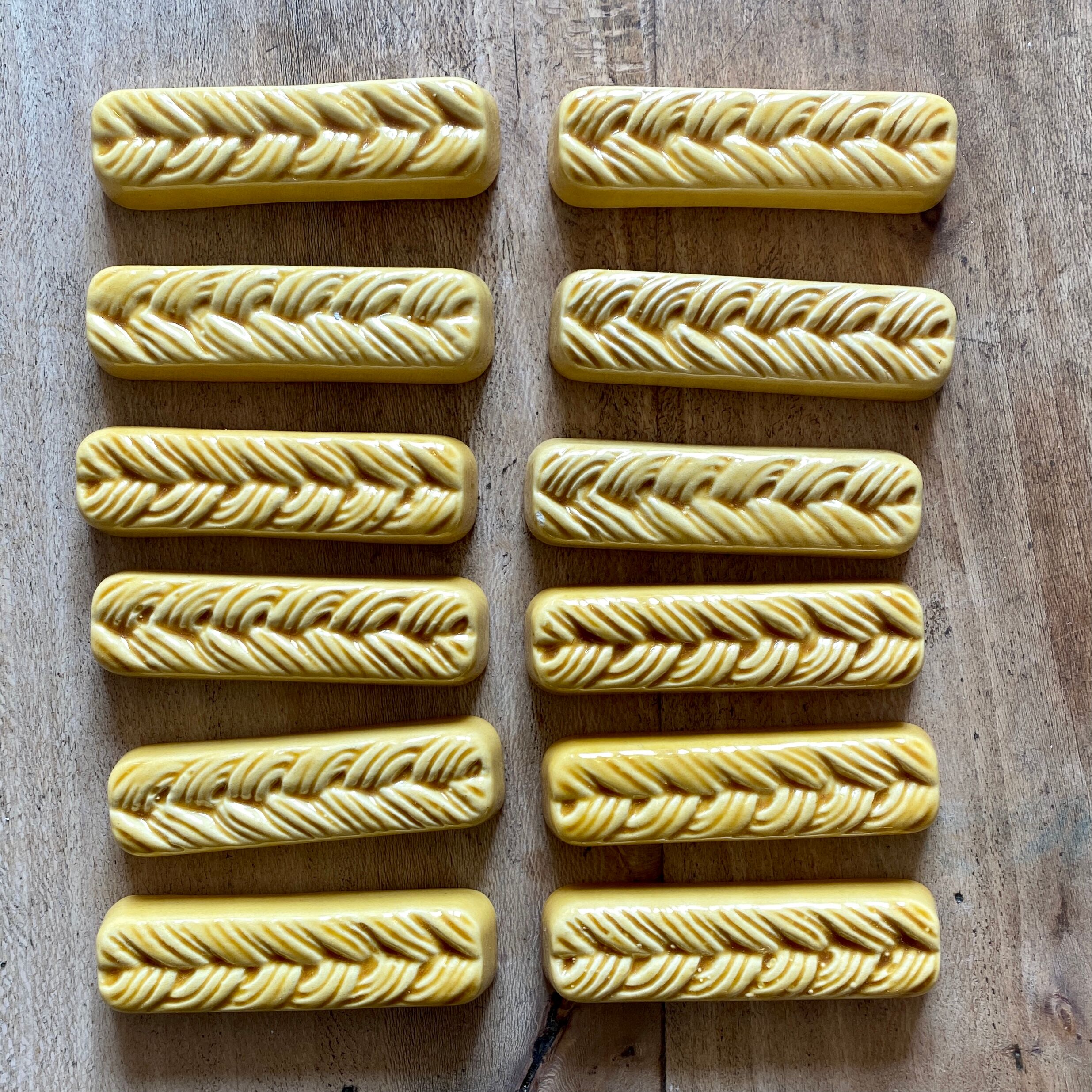 Set of 12 vintage ceramic knife holders