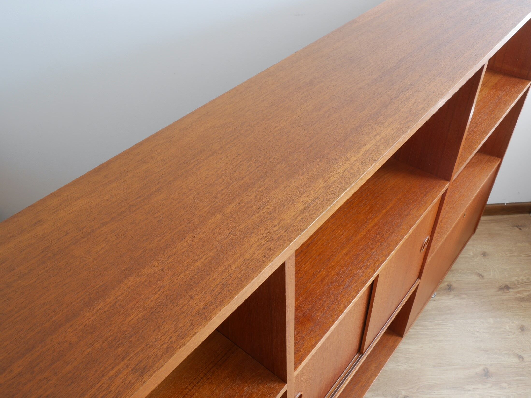 Bibliothèque en teck, années 1960