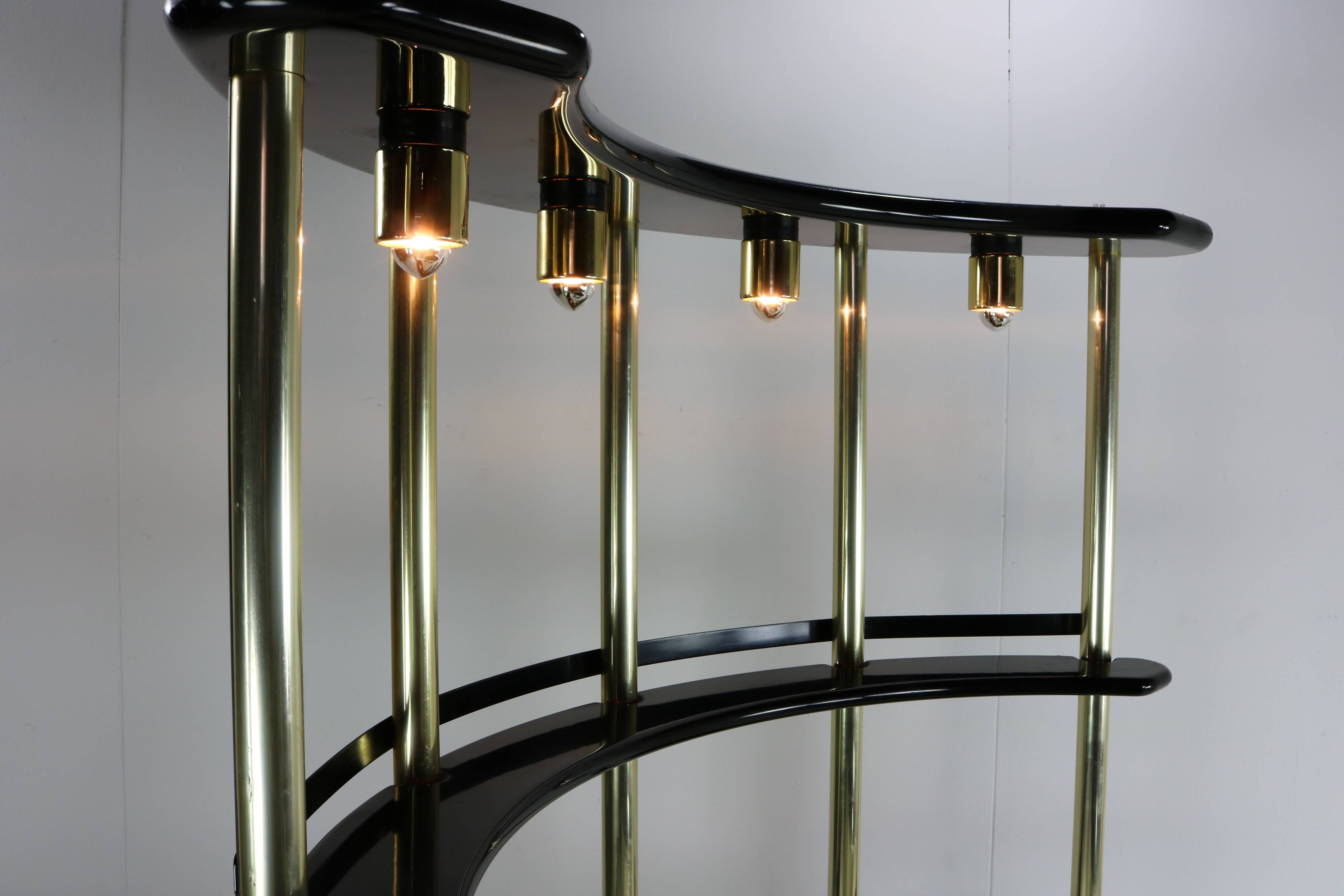 Seventies design dry bar by Harvey Guzzini for Stilglass Donati