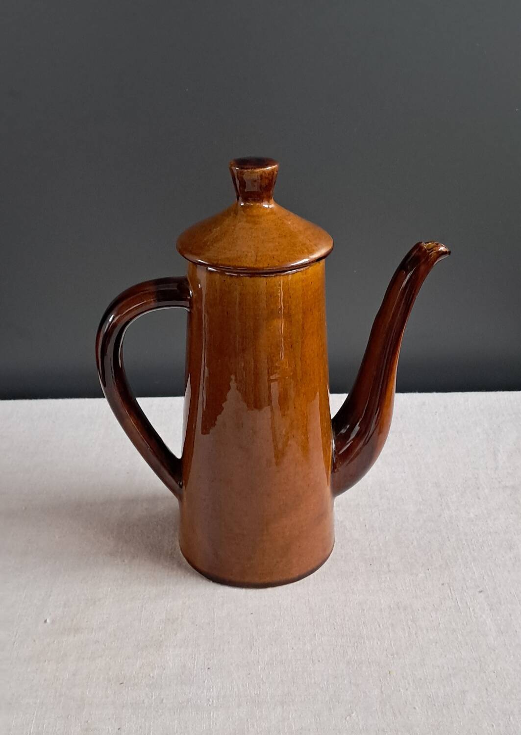 Glazed coffee pot