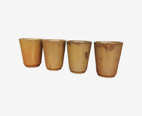 Ensemble de 4 gobelets en grès Vintage