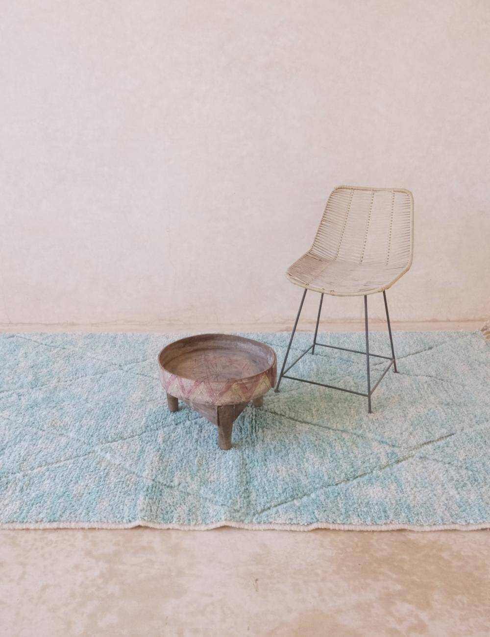 Contemporary Blue Rug - 238 x 145 cm