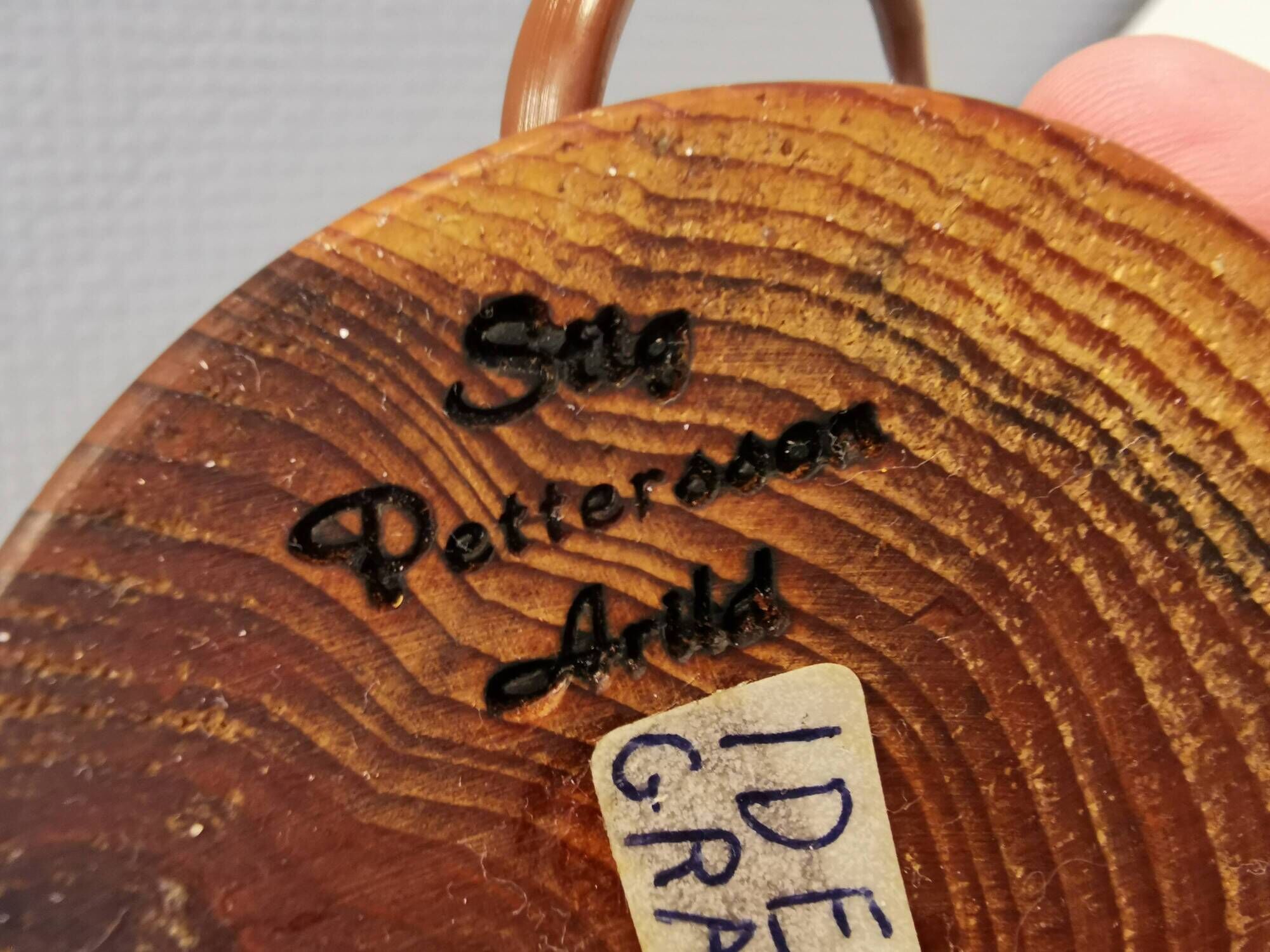 Very rare table lamp in turned wood by Stig Petterson Sweden 1950s.