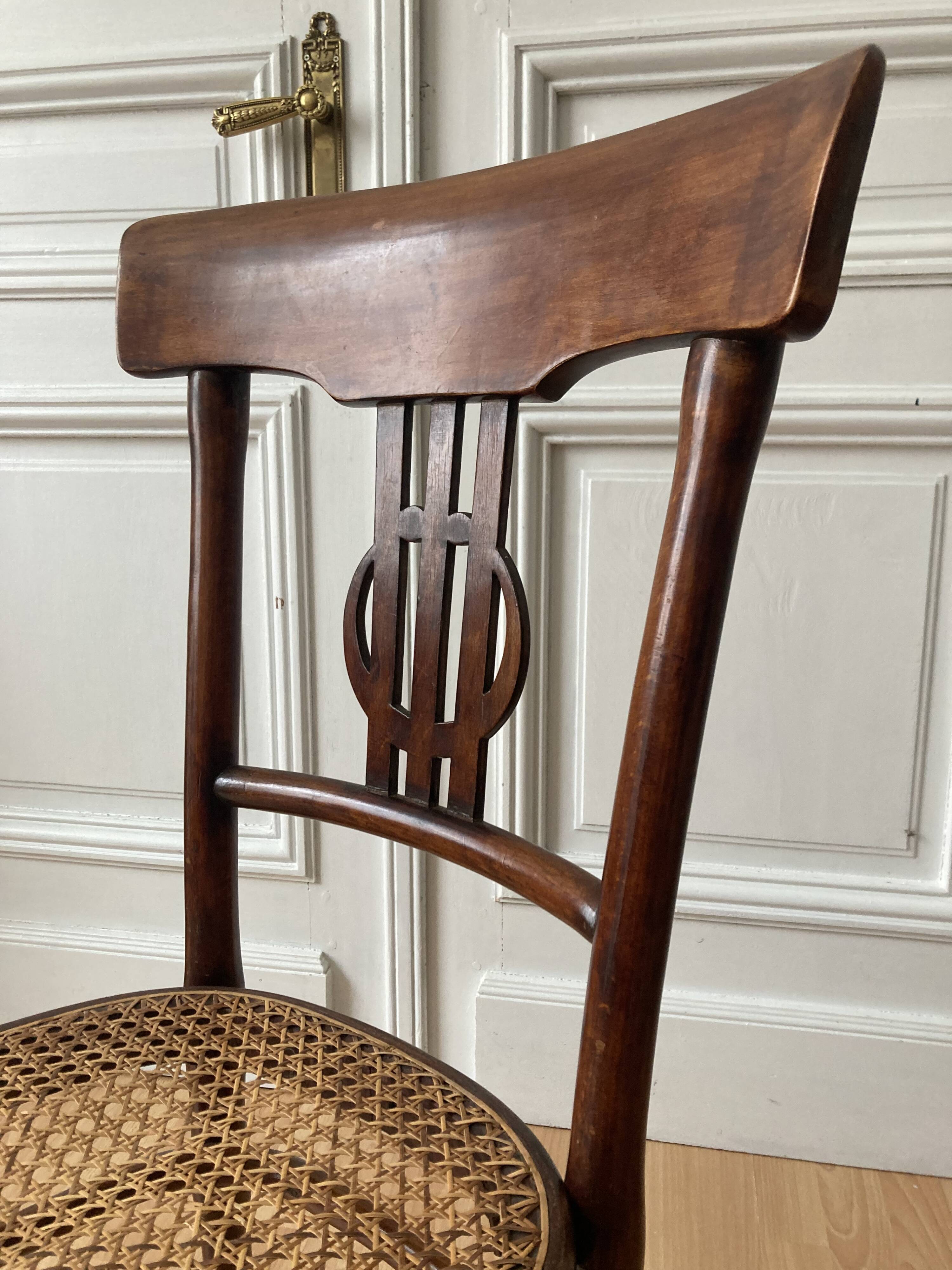Set of 4 Thonet dining room chairs circa 1905