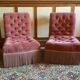 Paire de chauffeuses crapauds