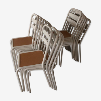 Chaises bistrot antiques