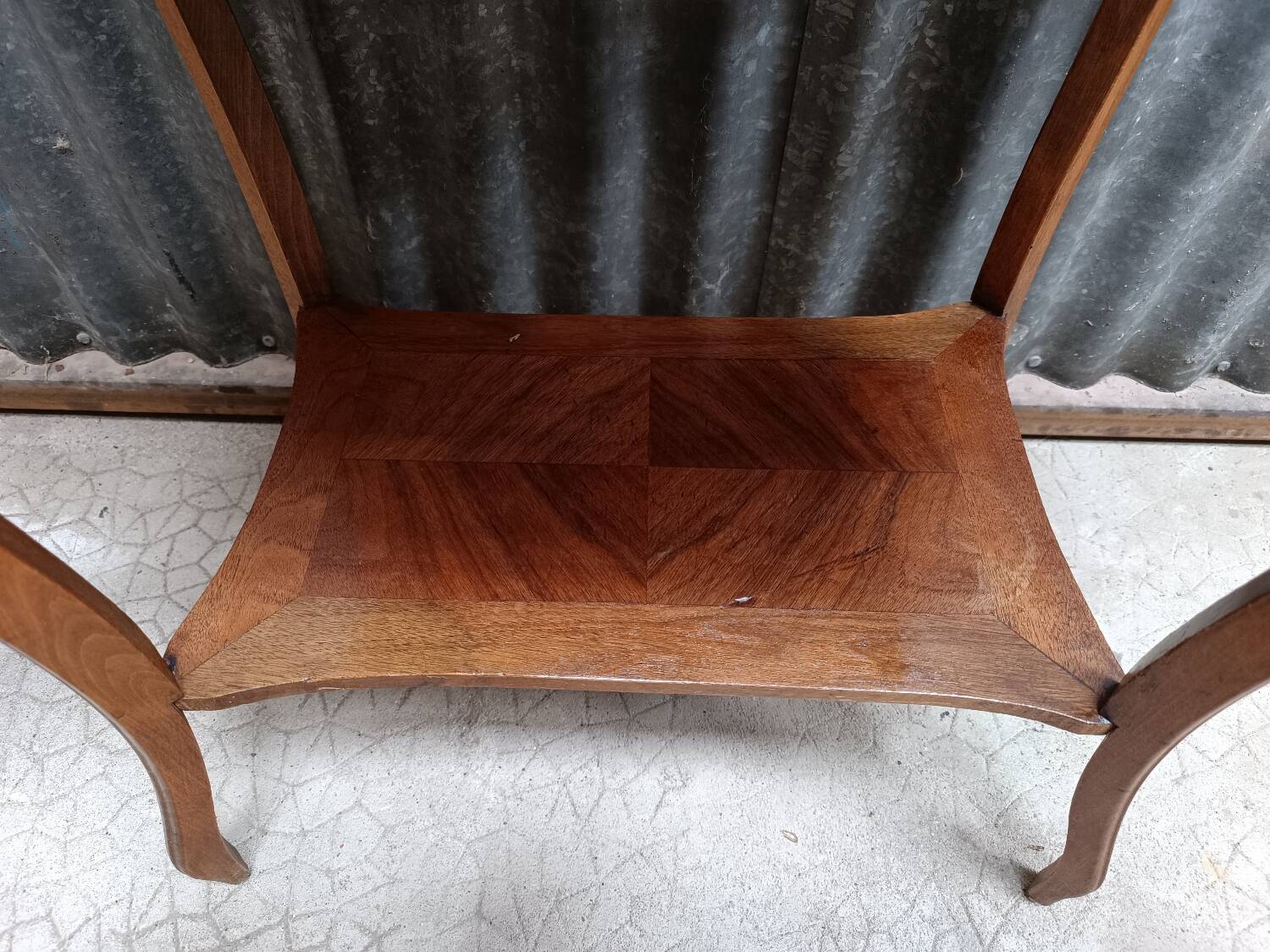 Side table - Hairdresser - Worker - small solid wood accent table