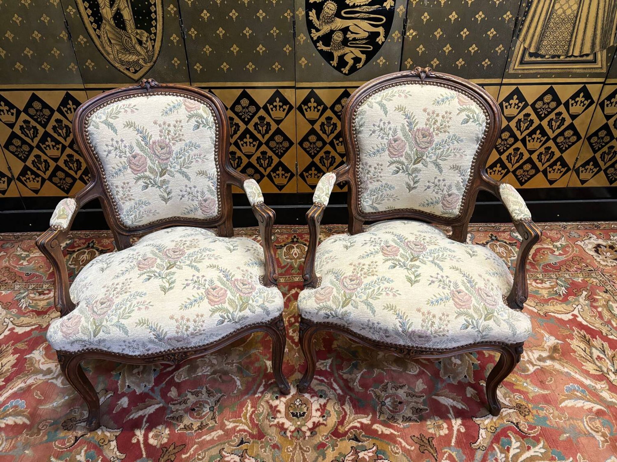 Paire de cabriolets louisXV