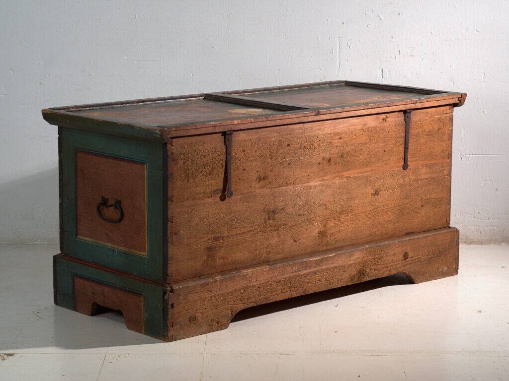 Antique wedding chest painted in pine – Austro-Hungarian Empire, 1841