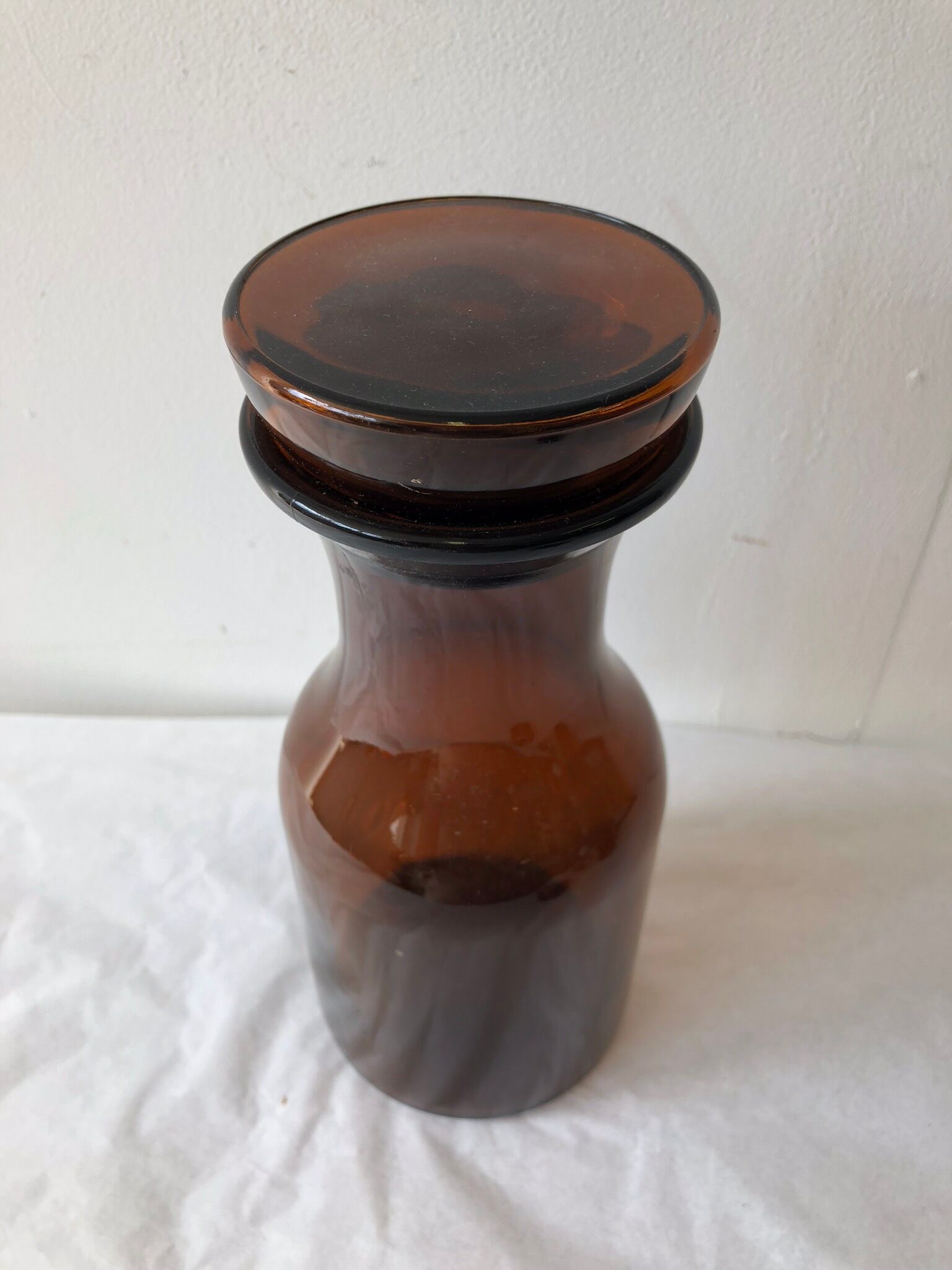 Old pot smoked glass washing