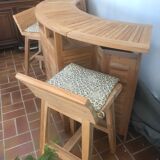 Bar et ses 2 chaises hautes