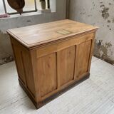 Early 20th century oak trade counter