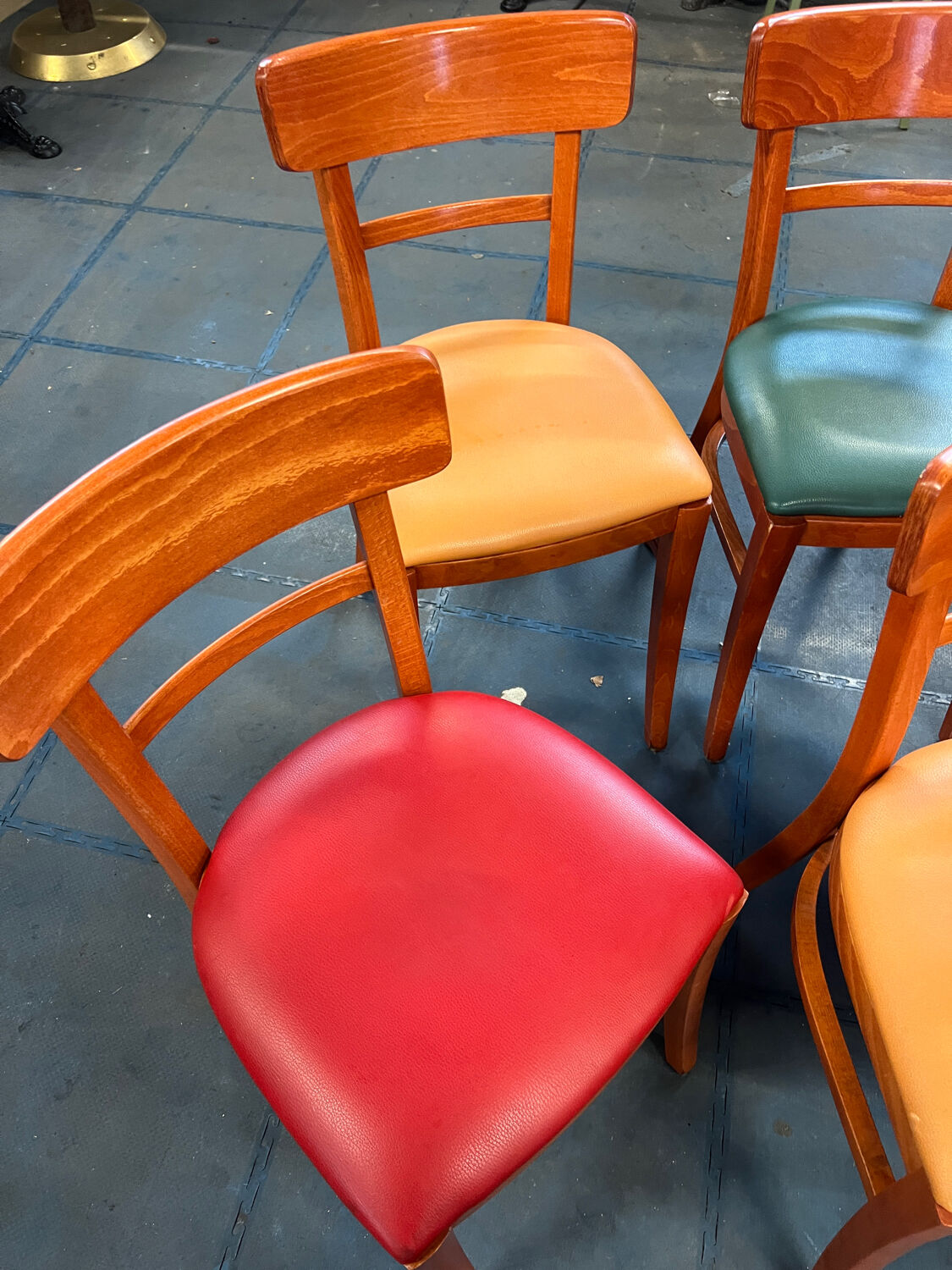 Set of 6 bistro chairs