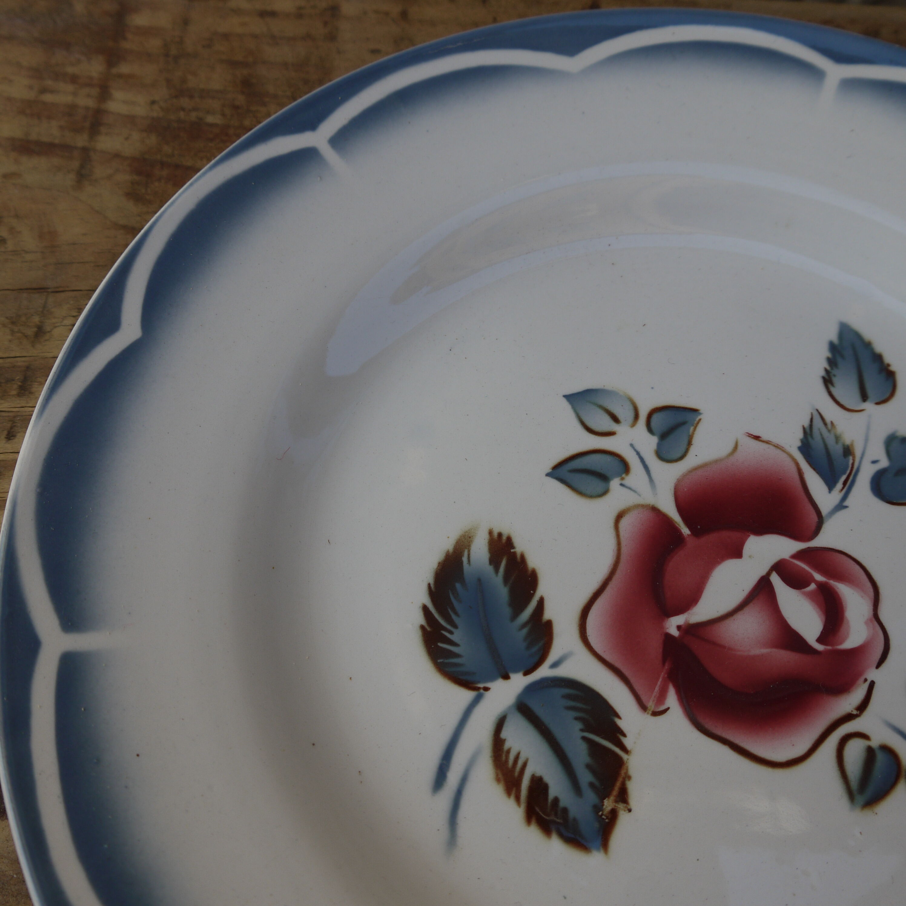 Six plates Digoin Magali