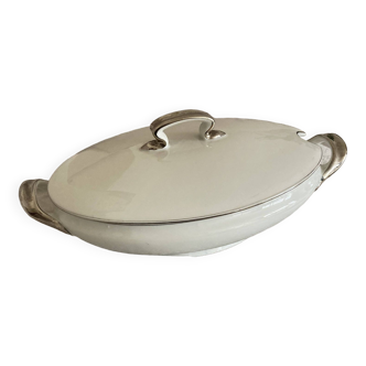 Tureen with lid