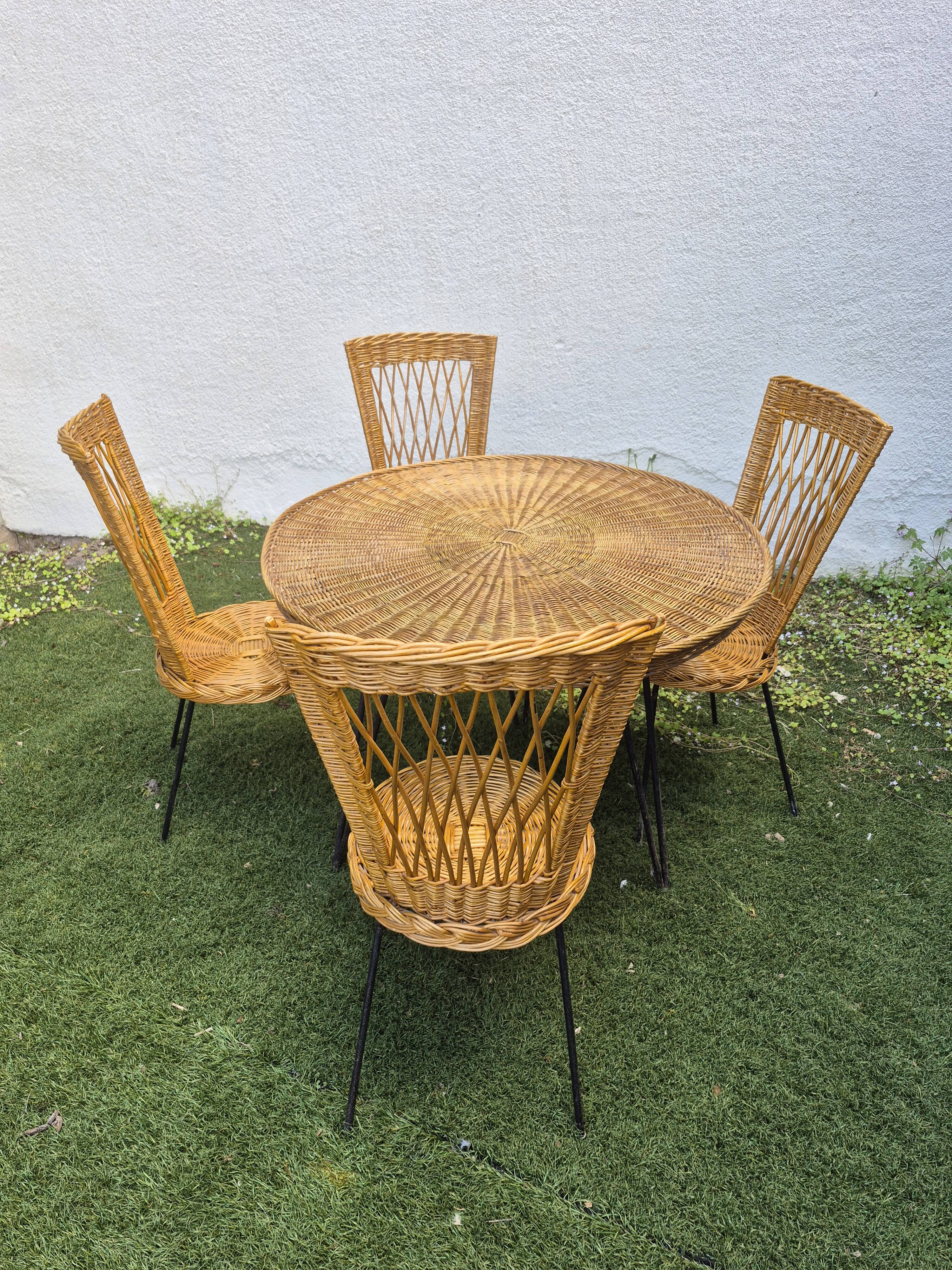 Wicker and black metal dining set