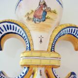 Fleur-de-lis shaped vase, glazed ceramic, Brittany, Quimper, Breton ermines, character