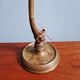 Lampe de bureau art déco en bronze et tulipe signée Schneider, années 1920