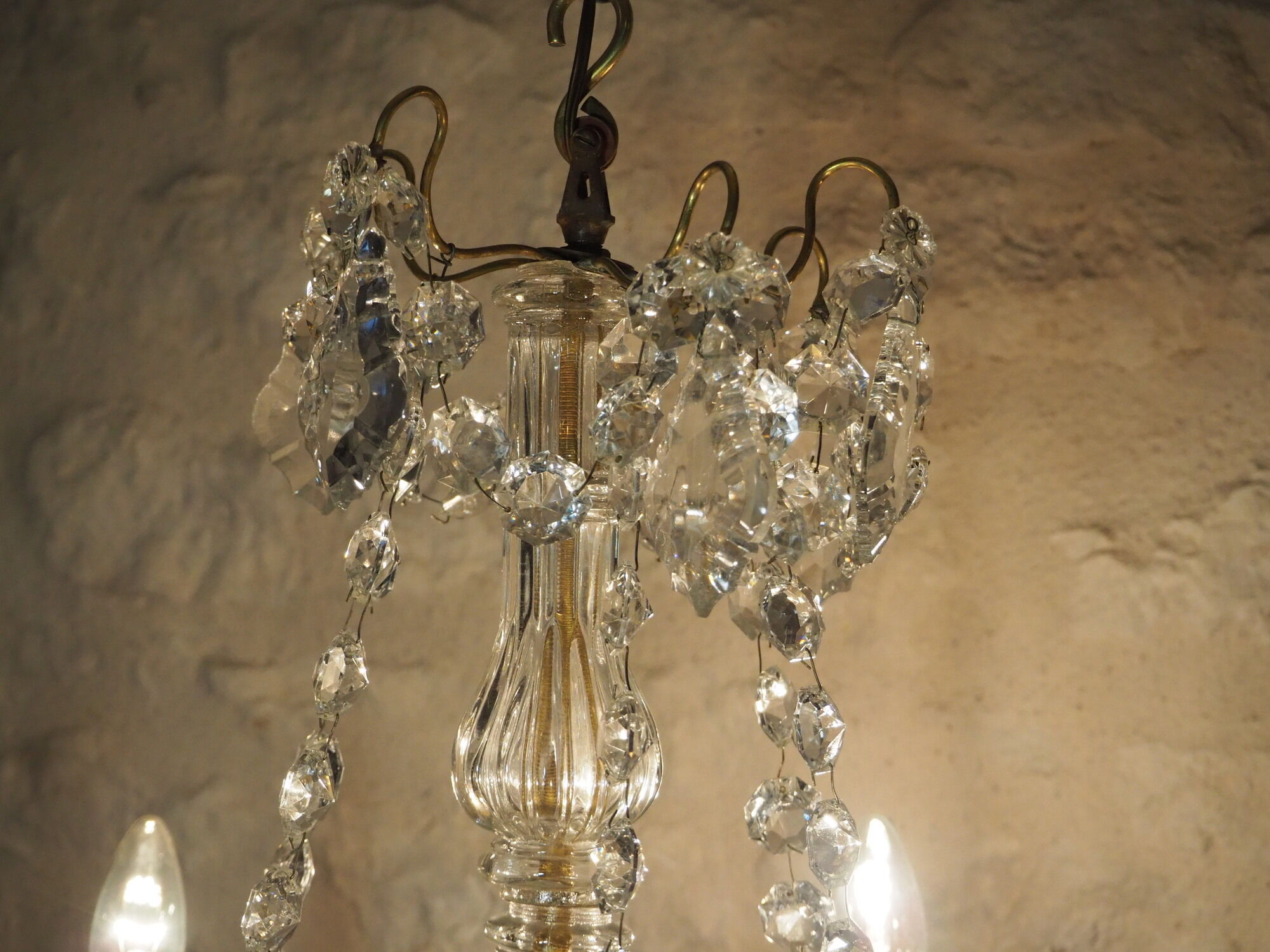 Ancient bronze and pampilles chandeliers with facets and crystal cups - old style - 6 fires